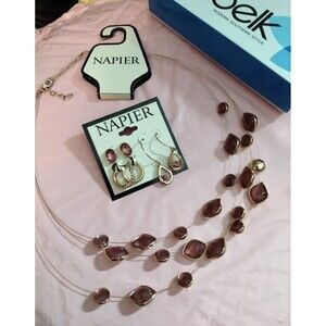 New NAPIER jewelry set Gold Tone pink rose Necklace with coordinating Earrings